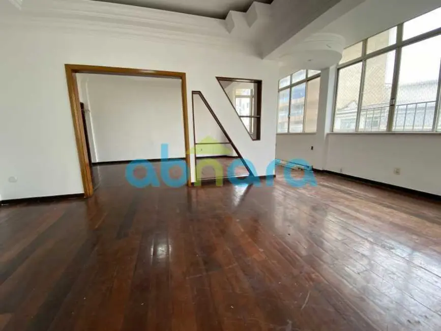 Apartamento com 3 quartos à venda, 285m2 em Rio De Janeiro - RJ - imagem 1 Foto 1 de Apartamento com 3 quartos à venda, 285m2 em Rio De Janeiro - RJ