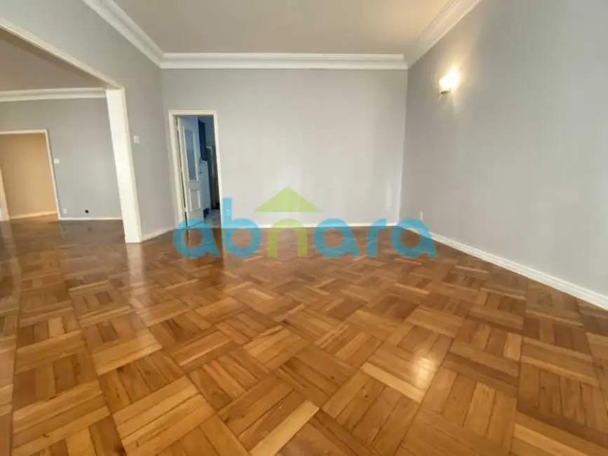Foto 2 de Apartamento com 3 quartos à venda, 215m2 em Rio De Janeiro - RJ