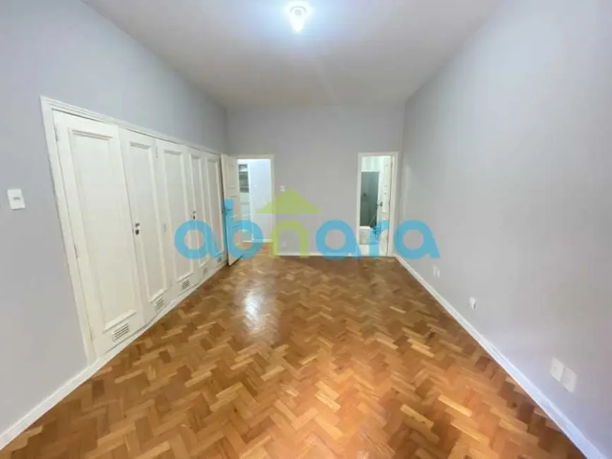 Foto 9 de Apartamento com 3 quartos à venda, 215m2 em Rio De Janeiro - RJ
