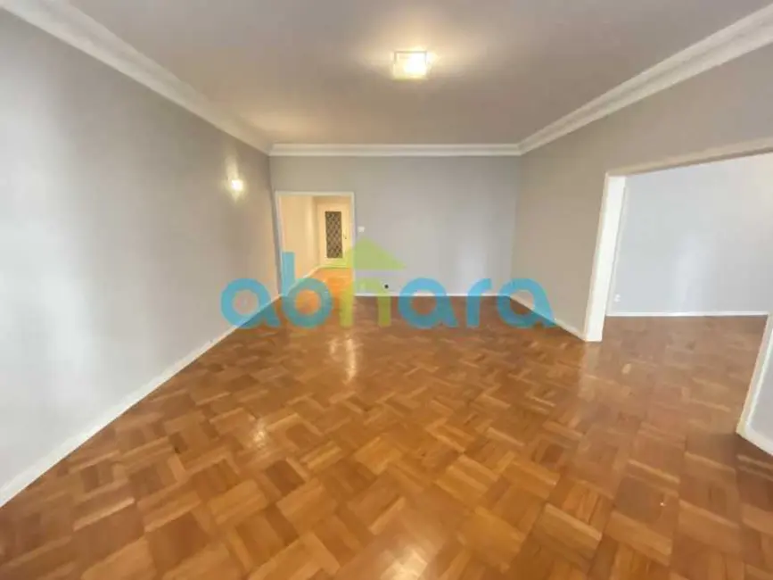 Foto 4 de Apartamento com 3 quartos à venda, 215m2 em Rio De Janeiro - RJ