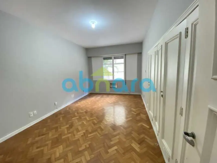 Foto 8 de Apartamento com 3 quartos à venda, 215m2 em Rio De Janeiro - RJ