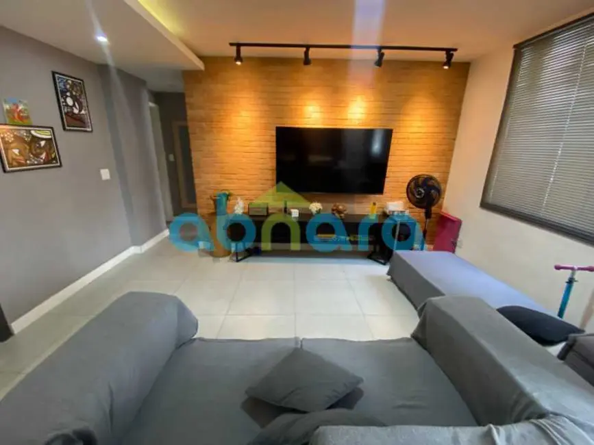 Apartamento com 3 quartos à venda, 90m2 em Rio De Janeiro - RJ - imagem 1 Foto 1 de Apartamento com 3 quartos à venda, 90m2 em Rio De Janeiro - RJ