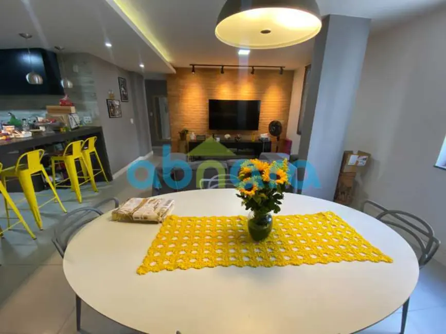 Apartamento com 3 quartos à venda, 90m2 em Rio De Janeiro - RJ - imagem 4 Foto 4 de Apartamento com 3 quartos à venda, 90m2 em Rio De Janeiro - RJ