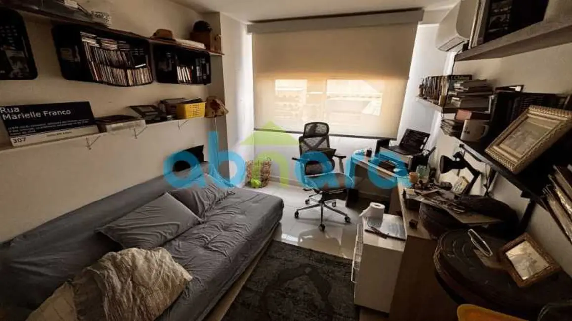 Apartamento com 3 quartos à venda, 112m2 em Rio De Janeiro - RJ - imagem 4 Foto 4 de Apartamento com 3 quartos à venda, 112m2 em Rio De Janeiro - RJ