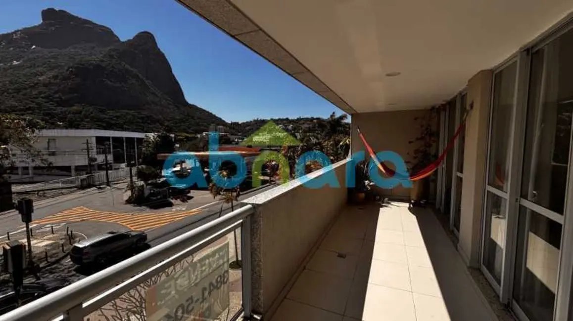 Apartamento com 3 quartos à venda, 112m2 em Rio De Janeiro - RJ - imagem 2 Foto 2 de Apartamento com 3 quartos à venda, 112m2 em Rio De Janeiro - RJ