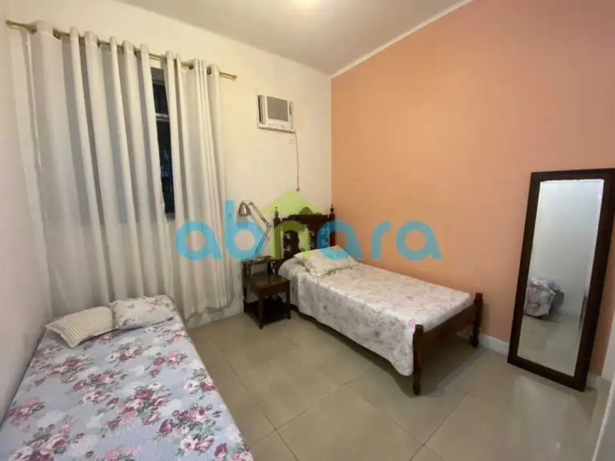 Foto 9 de Apartamento com 4 quartos à venda, 122m2 em Rio De Janeiro - RJ