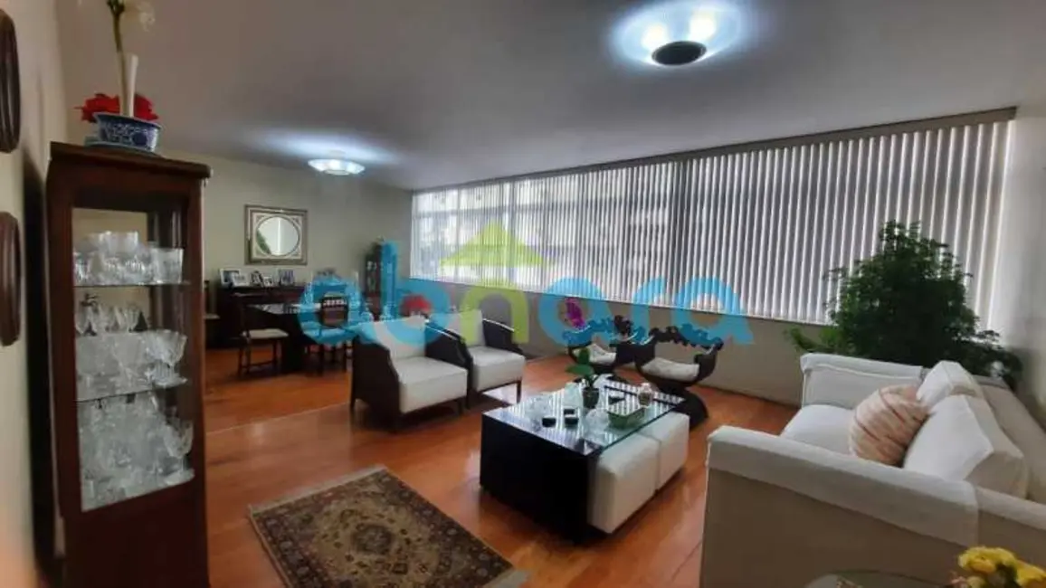 Foto 4 de Apartamento com 4 quartos à venda, 230m2 em Rio De Janeiro - RJ