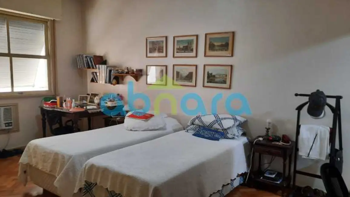 Foto 5 de Apartamento com 4 quartos à venda, 230m2 em Rio De Janeiro - RJ