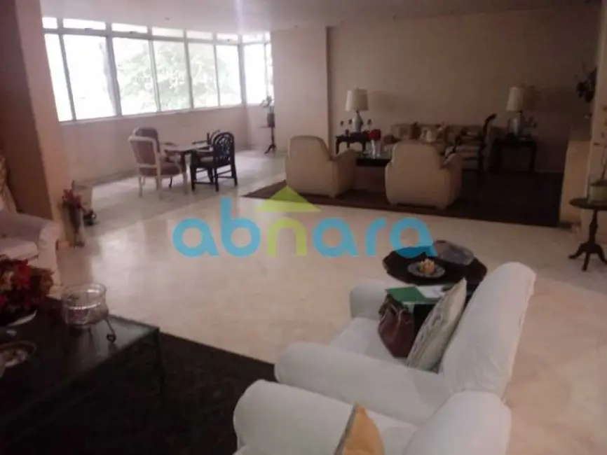 Foto 2 de Apartamento com 4 quartos à venda, 360m2 em Rio De Janeiro - RJ