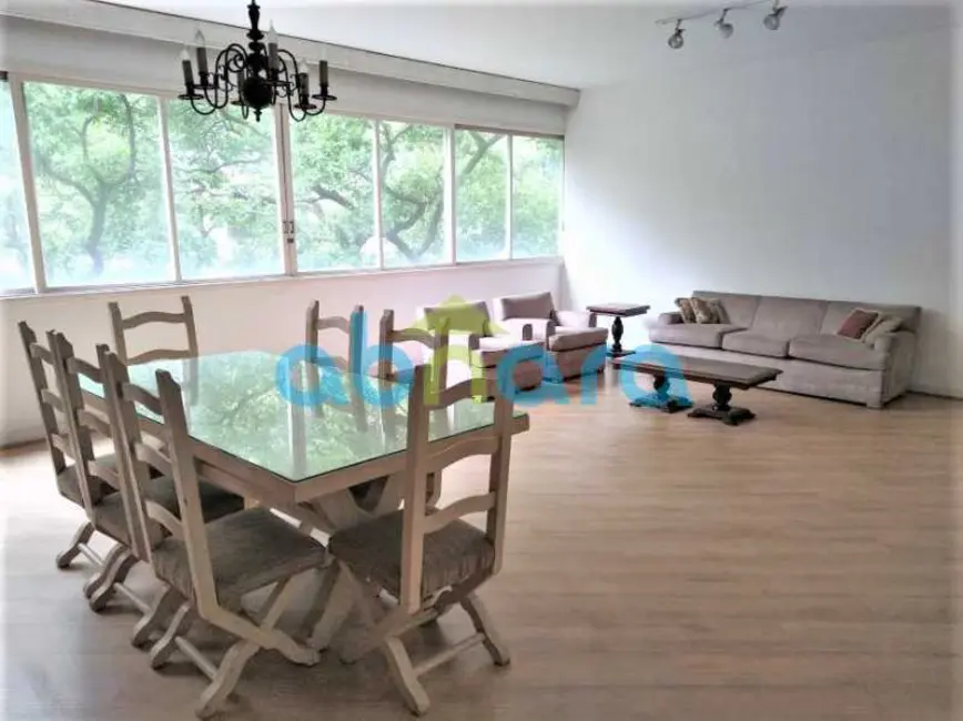 Foto 1 de Apartamento com 4 quartos à venda, 195m2 em Rio De Janeiro - RJ