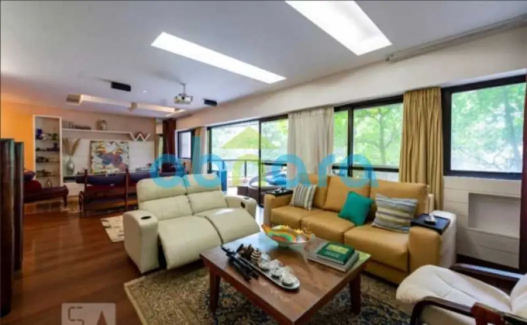 Foto 2 de Apartamento com 4 quartos à venda, 192m2 em Rio De Janeiro - RJ