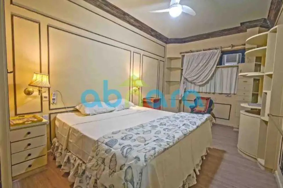 Apartamento com 4 quartos à venda, 260m2 em Rio De Janeiro - RJ - imagem 7 Foto 7 de Apartamento com 4 quartos à venda, 260m2 em Rio De Janeiro - RJ