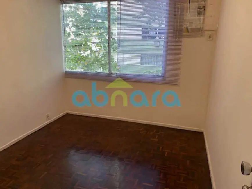 Foto 4 de Apartamento com 4 quartos à venda, 150m2 em Rio De Janeiro - RJ