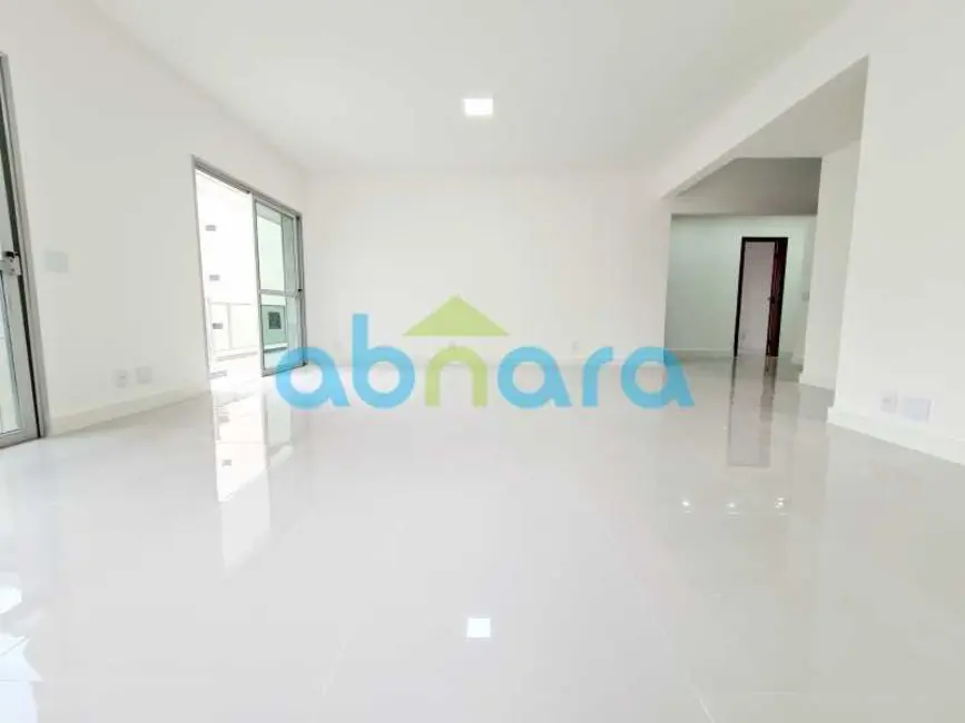 Foto 9 de Apartamento com 4 quartos à venda, 190m2 em Rio De Janeiro - RJ
