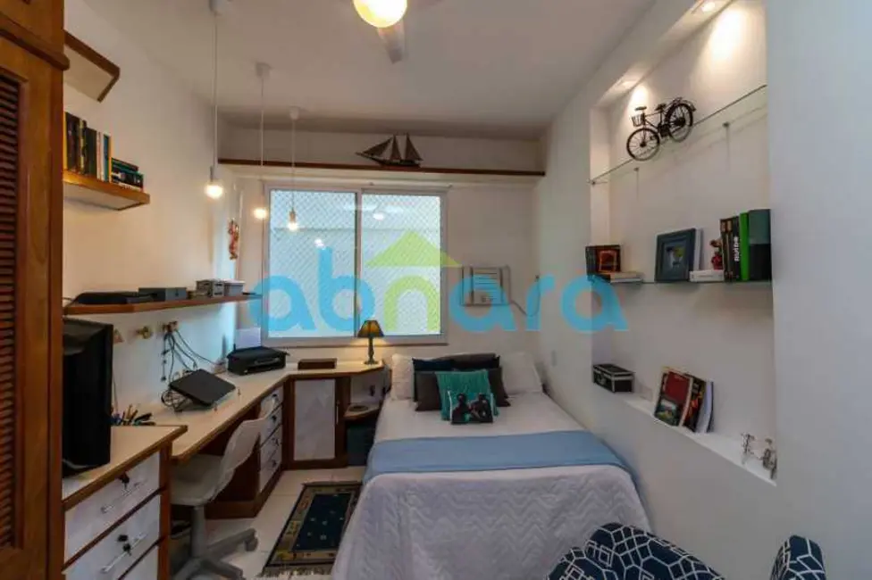 Foto 8 de Apartamento com 4 quartos à venda, 230m2 em Rio De Janeiro - RJ