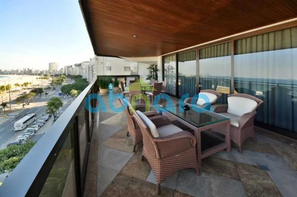 Foto 2 de Apartamento com 4 quartos à venda, 600m2 em Rio De Janeiro - RJ