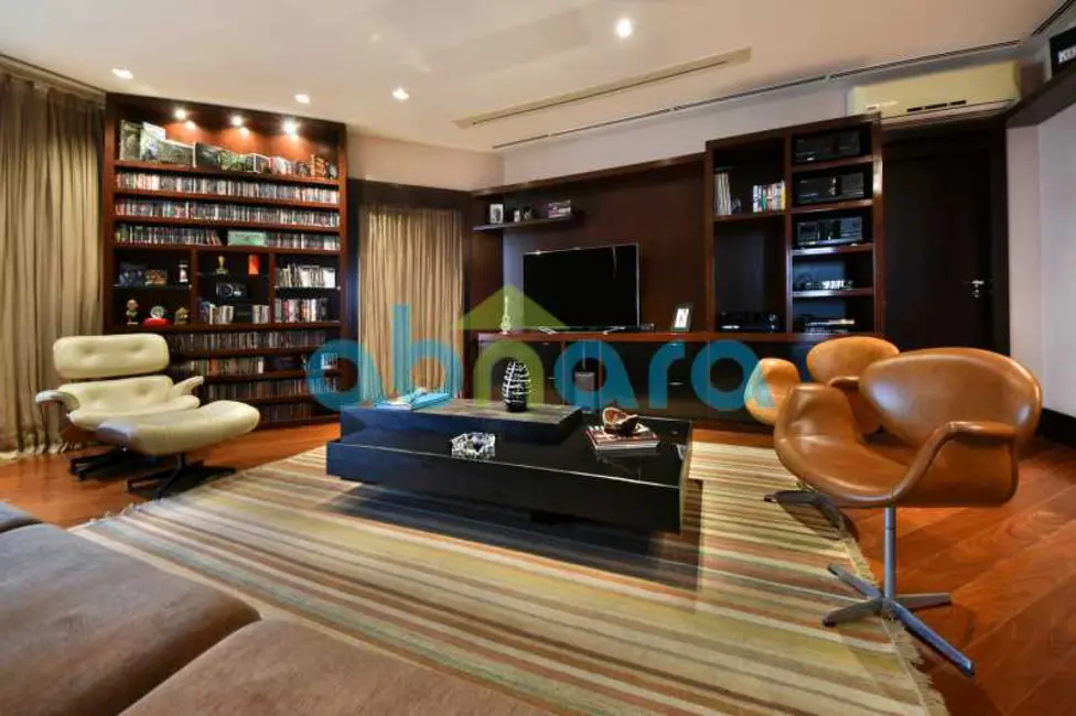 Foto 9 de Apartamento com 4 quartos à venda, 600m2 em Rio De Janeiro - RJ