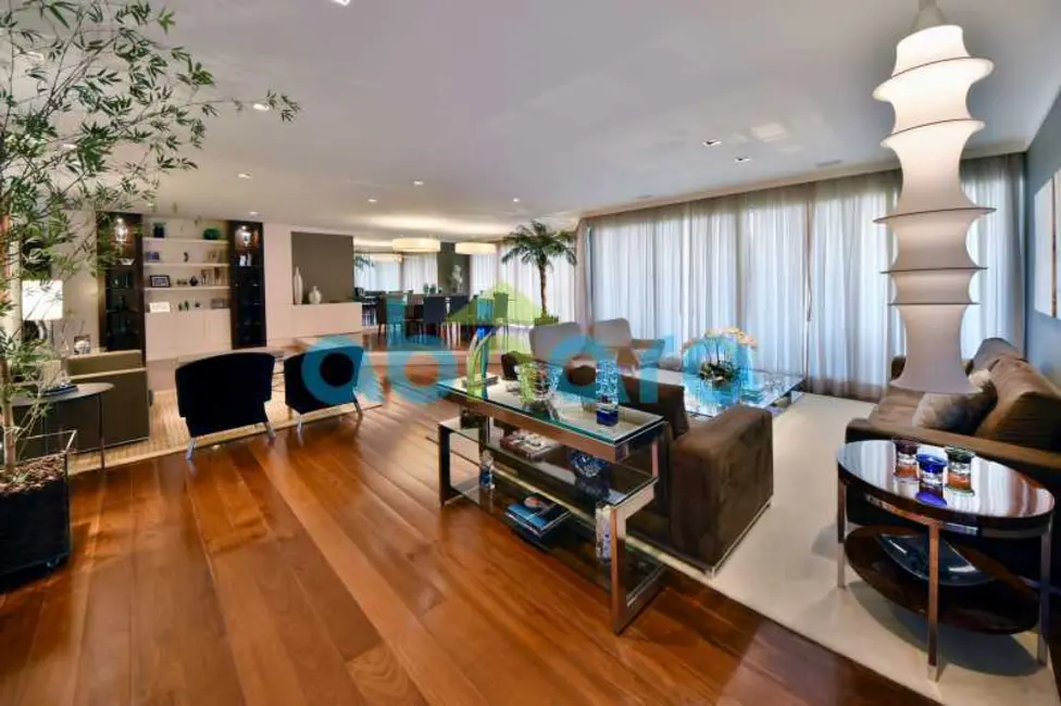 Foto 4 de Apartamento com 4 quartos à venda, 600m2 em Rio De Janeiro - RJ