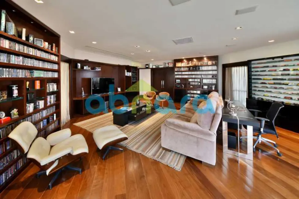 Foto 8 de Apartamento com 4 quartos à venda, 600m2 em Rio De Janeiro - RJ