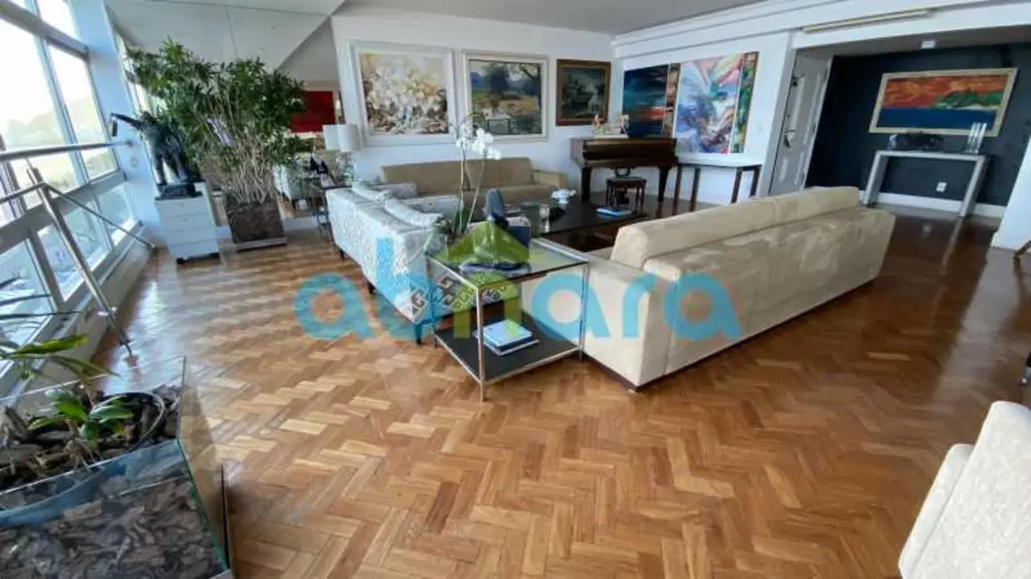 Apartamento com 4 quartos à venda, 340m2 em Rio De Janeiro - RJ - imagem 5 Foto 5 de Apartamento com 4 quartos à venda, 340m2 em Rio De Janeiro - RJ