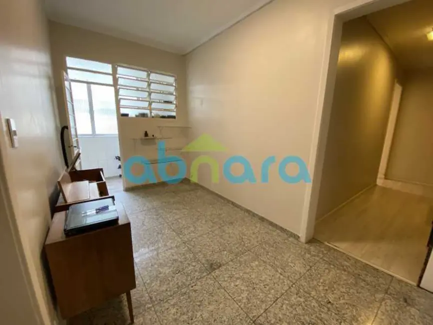 Apartamento com 4 quartos à venda, 278m2 em Rio De Janeiro - RJ - imagem 8 Foto 8 de Apartamento com 4 quartos à venda, 278m2 em Rio De Janeiro - RJ