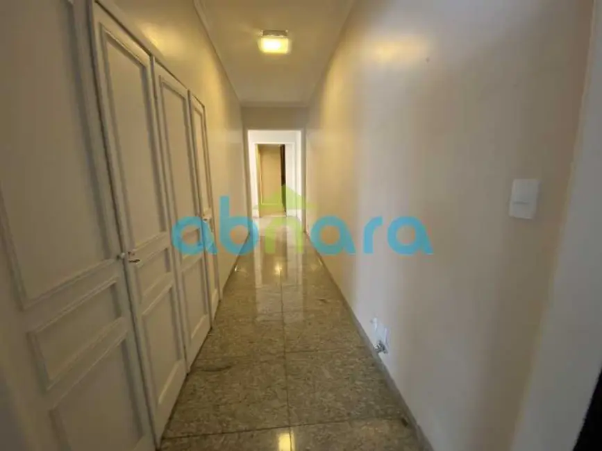 Apartamento com 4 quartos à venda, 278m2 em Rio De Janeiro - RJ - imagem 7 Foto 7 de Apartamento com 4 quartos à venda, 278m2 em Rio De Janeiro - RJ