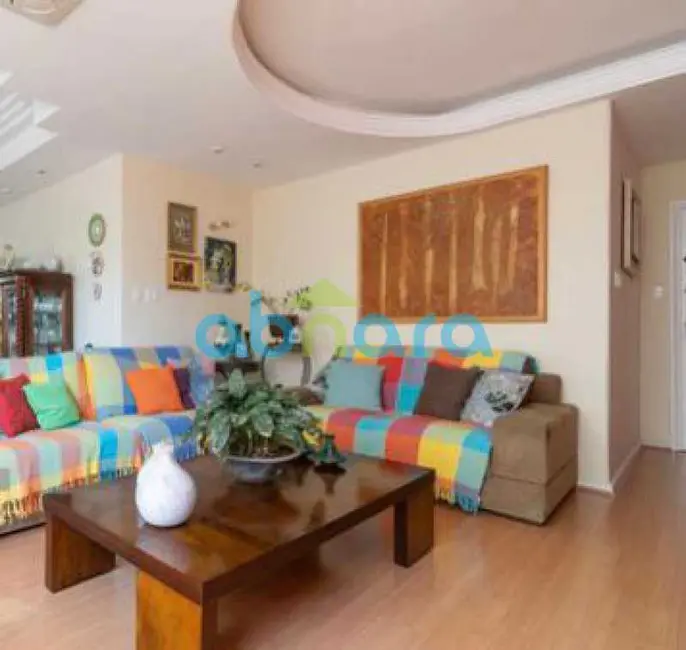 Foto 4 de Apartamento com 4 quartos à venda, 140m2 em Rio De Janeiro - RJ