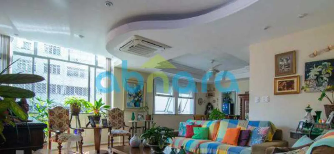 Foto 2 de Apartamento com 4 quartos à venda, 140m2 em Rio De Janeiro - RJ