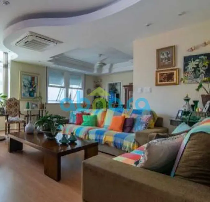 Foto 1 de Apartamento com 4 quartos à venda, 140m2 em Rio De Janeiro - RJ