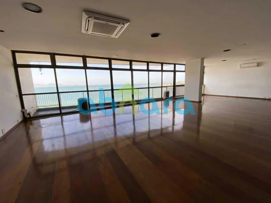 Apartamento com 4 quartos à venda, 350m2 em Rio De Janeiro - RJ - imagem 4 Foto 4 de Apartamento com 4 quartos à venda, 350m2 em Rio De Janeiro - RJ