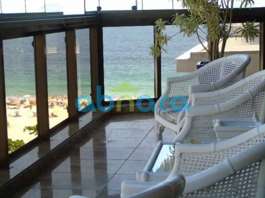 Foto 3 de Apartamento com 4 quartos à venda, 250m2 em Rio De Janeiro - RJ