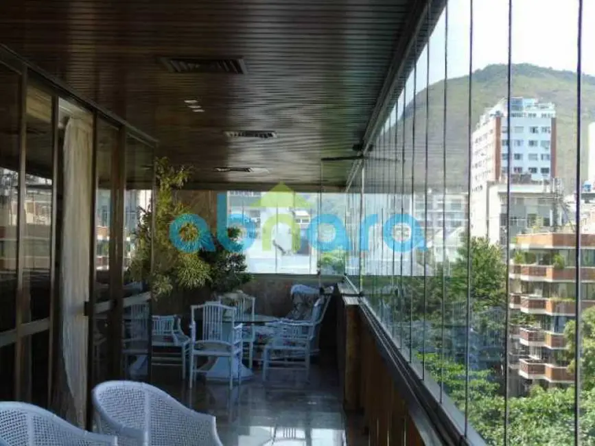 Foto 4 de Apartamento com 4 quartos à venda, 250m2 em Rio De Janeiro - RJ