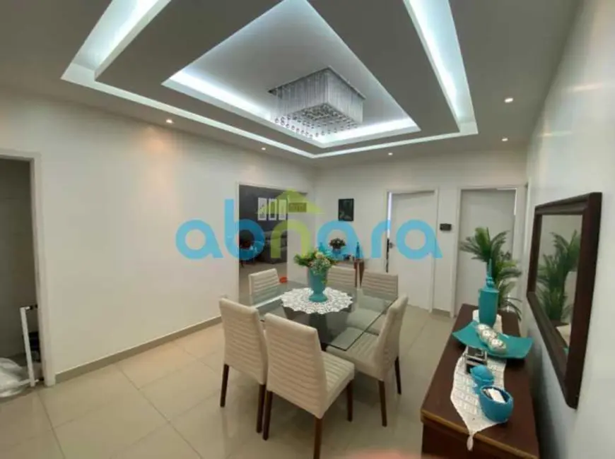 Apartamento com 4 quartos à venda, 160m2 em Rio De Janeiro - RJ - imagem 6 Foto 6 de Apartamento com 4 quartos à venda, 160m2 em Rio De Janeiro - RJ