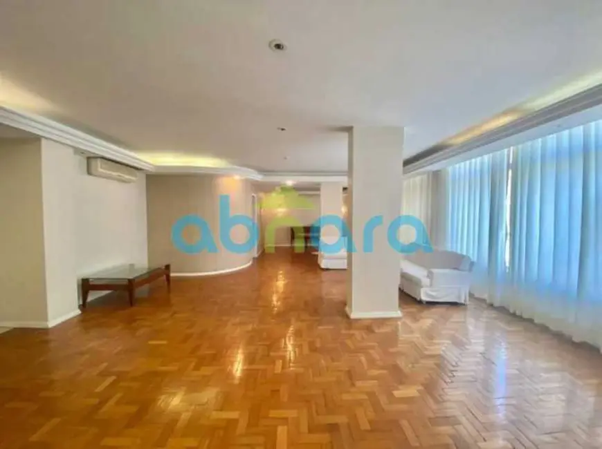 Apartamento com 4 quartos à venda, 201m2 em Rio De Janeiro - RJ - imagem 1 Foto 1 de Apartamento com 4 quartos à venda, 201m2 em Rio De Janeiro - RJ