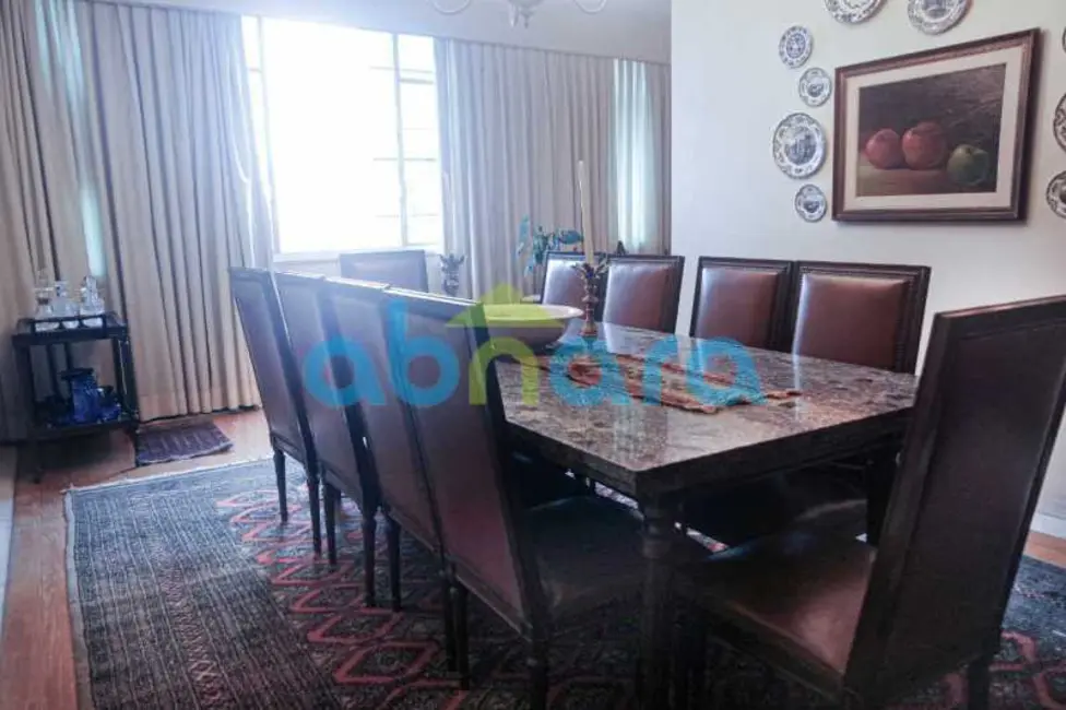 Foto 4 de Apartamento com 4 quartos à venda, 280m2 em Rio De Janeiro - RJ