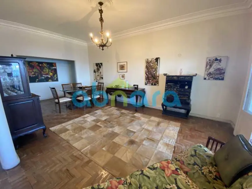 Apartamento com 4 quartos à venda, 235m2 em Rio De Janeiro - RJ - imagem 1 Foto 1 de Apartamento com 4 quartos à venda, 235m2 em Rio De Janeiro - RJ