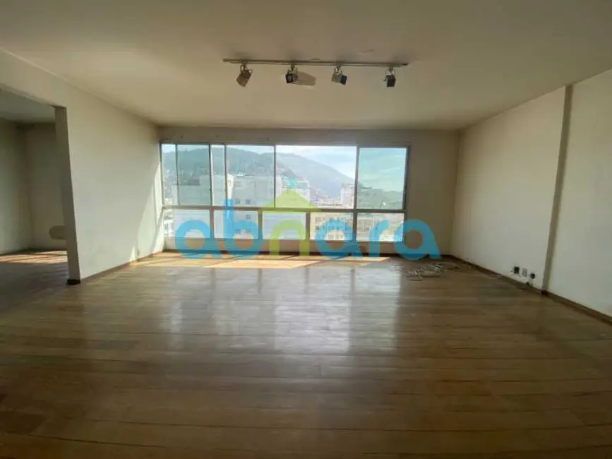 Foto 9 de Apartamento com 4 quartos à venda, 234m2 em Rio De Janeiro - RJ