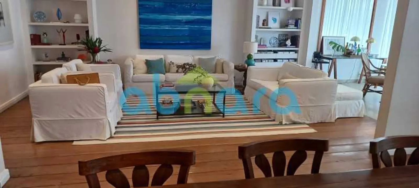 Foto 1 de Apartamento com 4 quartos à venda, 375m2 em Rio De Janeiro - RJ