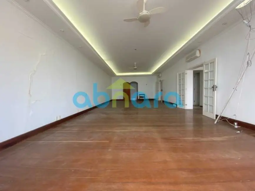 Foto 4 de Apartamento com 4 quartos à venda, 360m2 em Rio De Janeiro - RJ