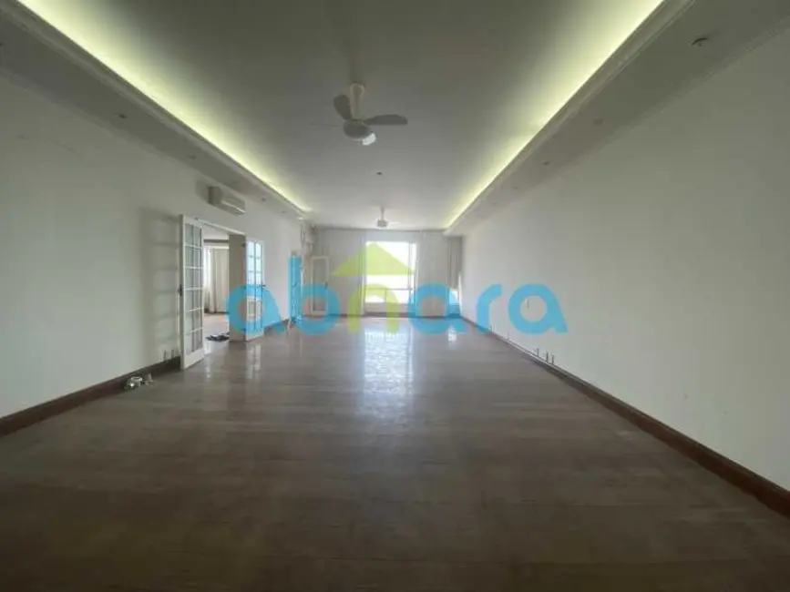 Foto 2 de Apartamento com 4 quartos à venda, 360m2 em Rio De Janeiro - RJ