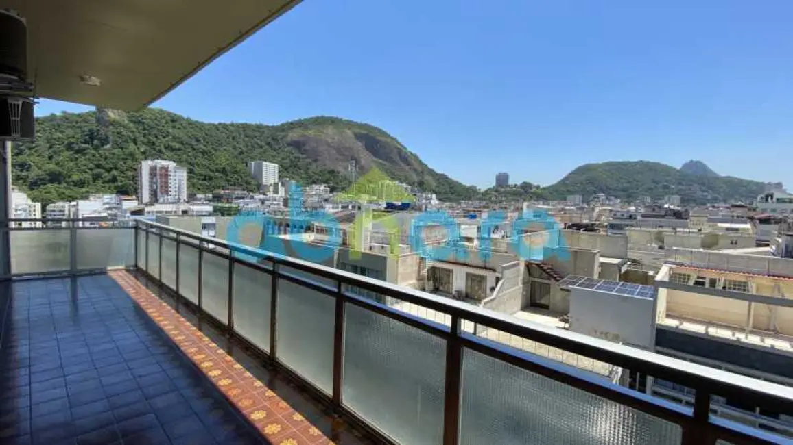 Foto 2 de Apartamento com 4 quartos à venda, 250m2 em Rio De Janeiro - RJ