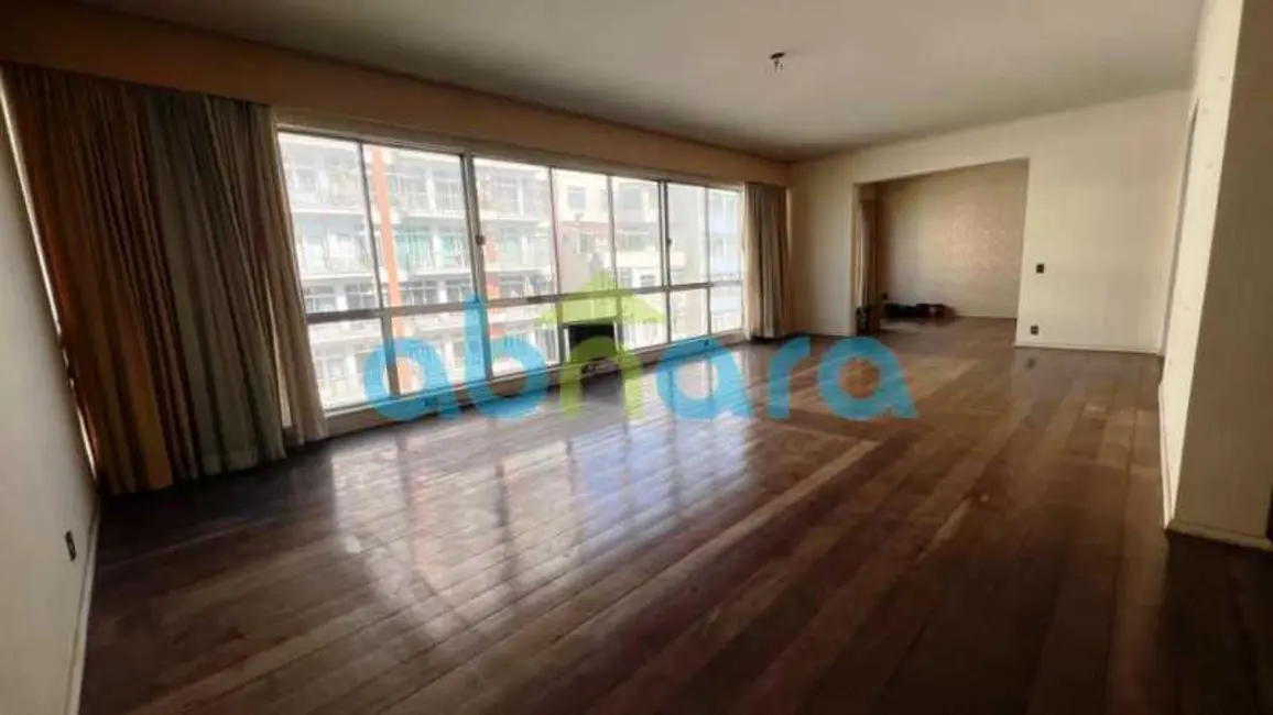 Foto 5 de Apartamento com 4 quartos à venda, 300m2 em Rio De Janeiro - RJ