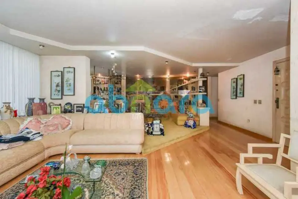 Foto 2 de Apartamento com 4 quartos à venda, 300m2 em Rio De Janeiro - RJ