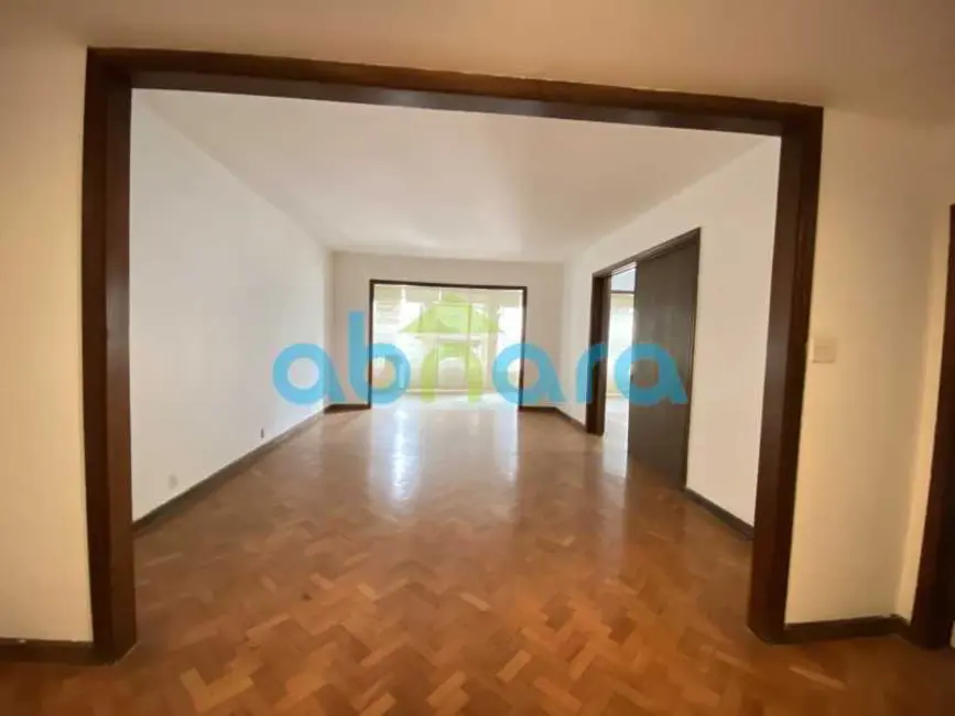 Foto 2 de Apartamento com 4 quartos à venda, 290m2 em Rio De Janeiro - RJ