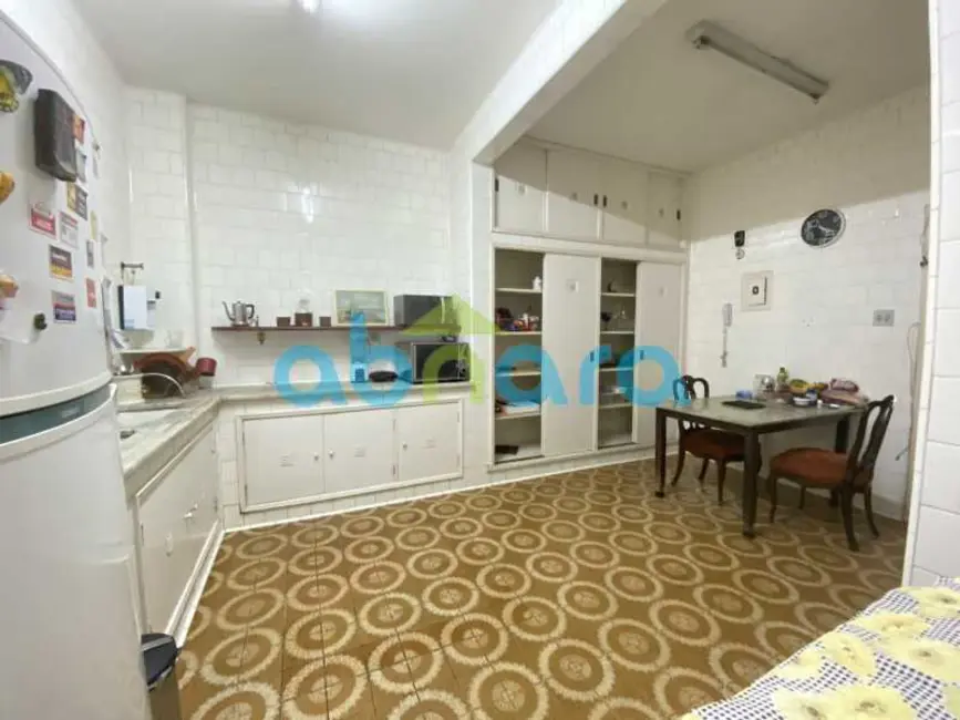 Foto 6 de Apartamento com 4 quartos à venda, 180m2 em Rio De Janeiro - RJ