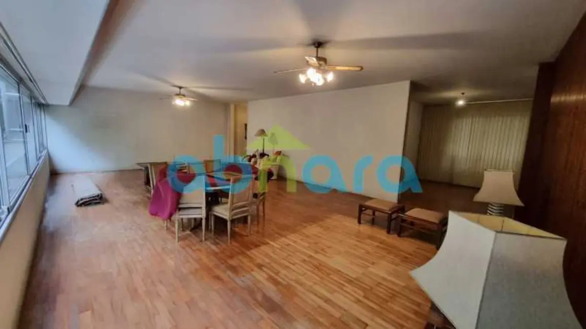 Foto 3 de Apartamento com 4 quartos à venda, 300m2 em Rio De Janeiro - RJ