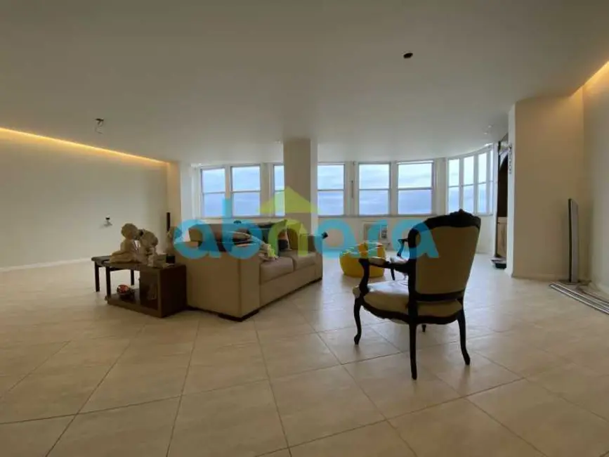 Foto 3 de Apartamento com 4 quartos à venda, 250m2 em Rio De Janeiro - RJ