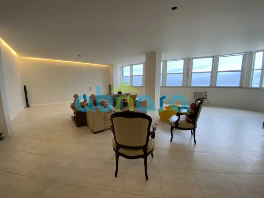 Foto 1 de Apartamento com 4 quartos à venda, 250m2 em Rio De Janeiro - RJ