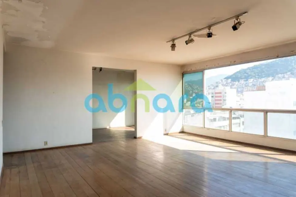 Foto 2 de Apartamento com 4 quartos à venda, 234m2 em Rio De Janeiro - RJ
