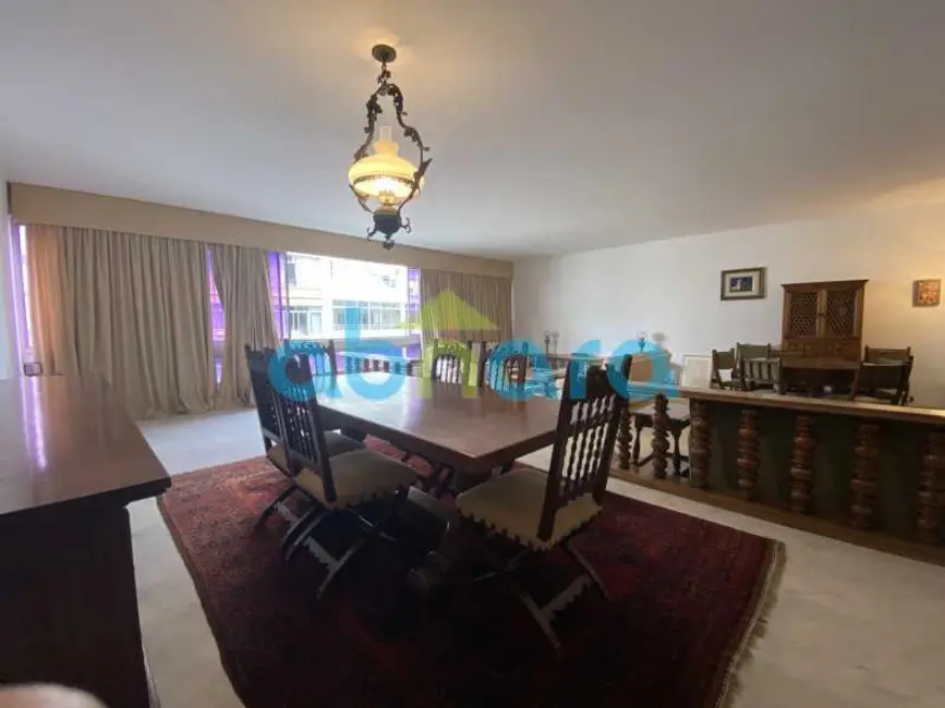 Foto 2 de Apartamento com 4 quartos à venda, 240m2 em Rio De Janeiro - RJ